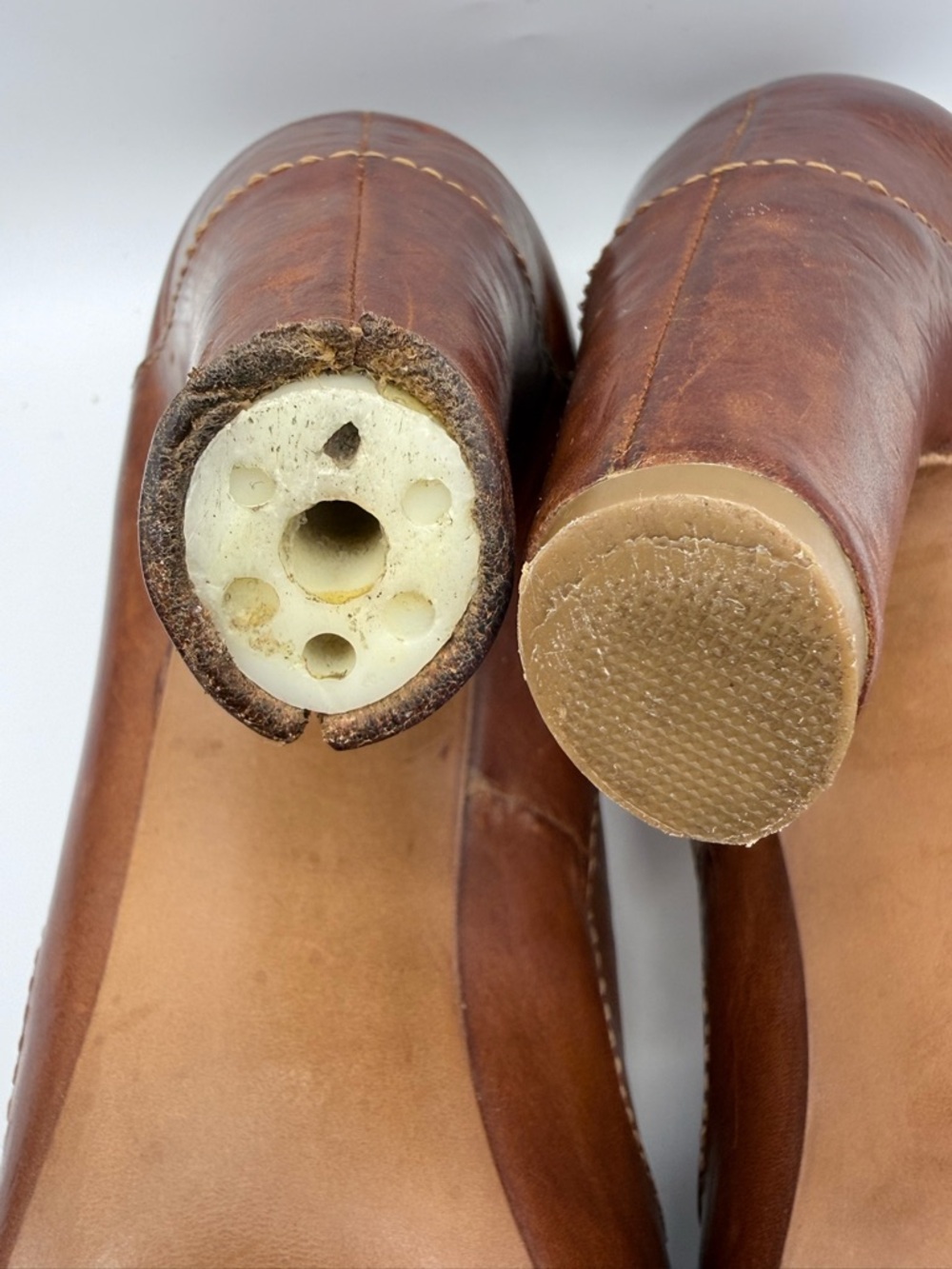 Frye Liv Double Buckle Cognac vintage Leather Block Pump 7.5/8 NEEDS TIP REPAIR - Picture 6 of 16